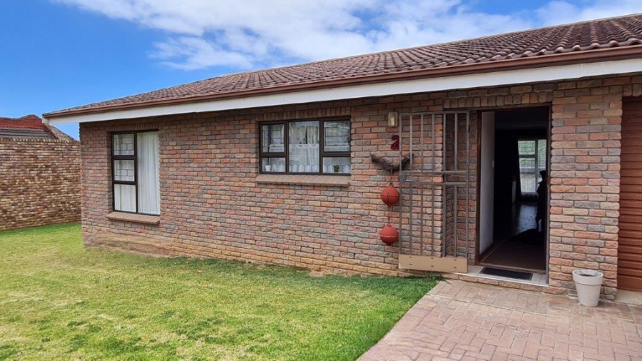 2 Bedroom Property for Sale in Dana Bay Western Cape